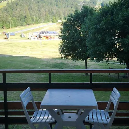 Avec Balcon Sud-est Au Lioran - Fr-1-787-100 * Laveissière