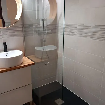 Avec Balcon Sud-est Au Lioran - Fr-1-787-100